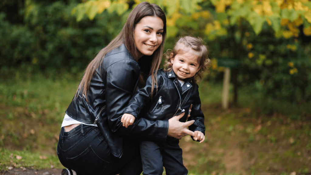 Mom and daughter with matching outfit